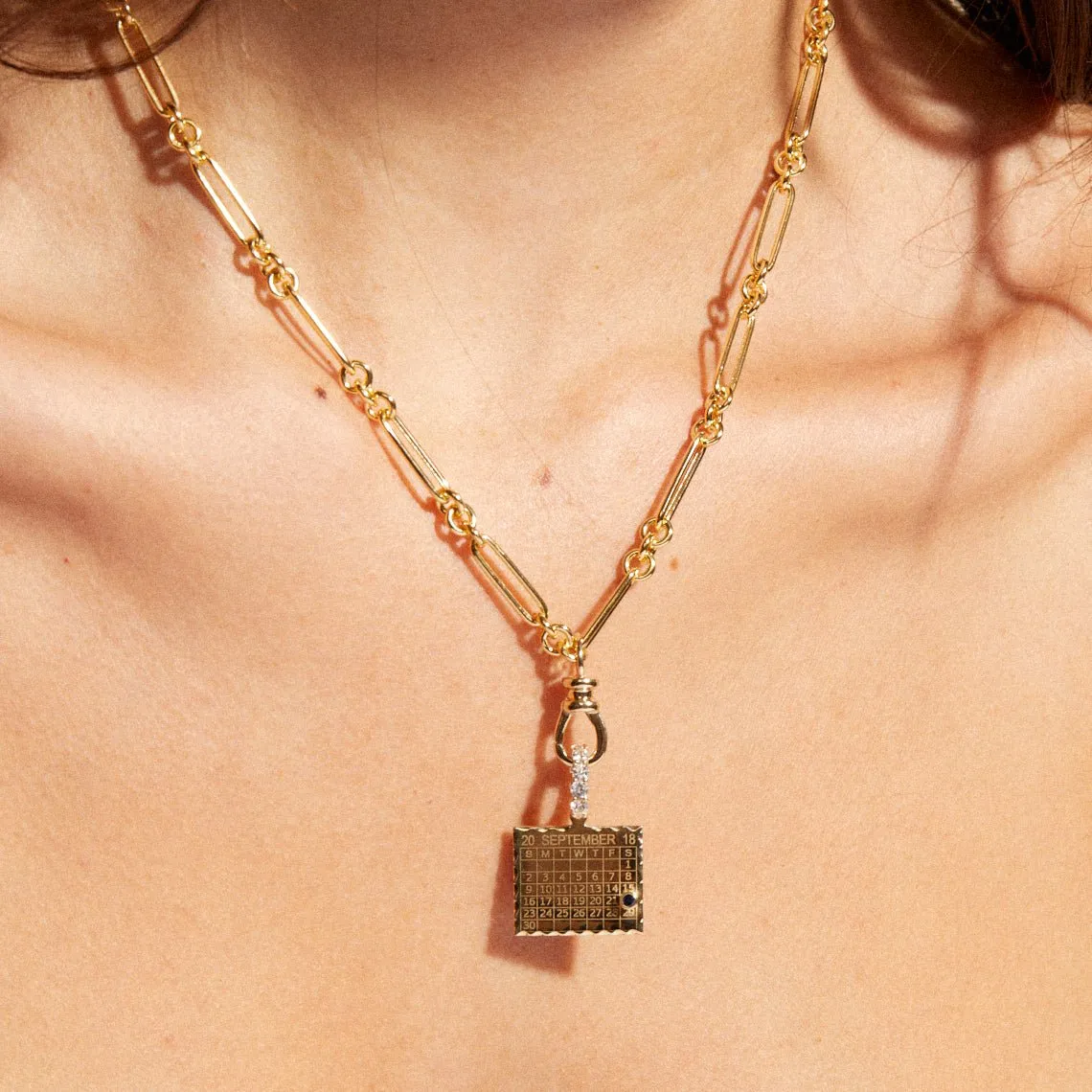 10K Gold 1960s Calendar Customizable Pendant