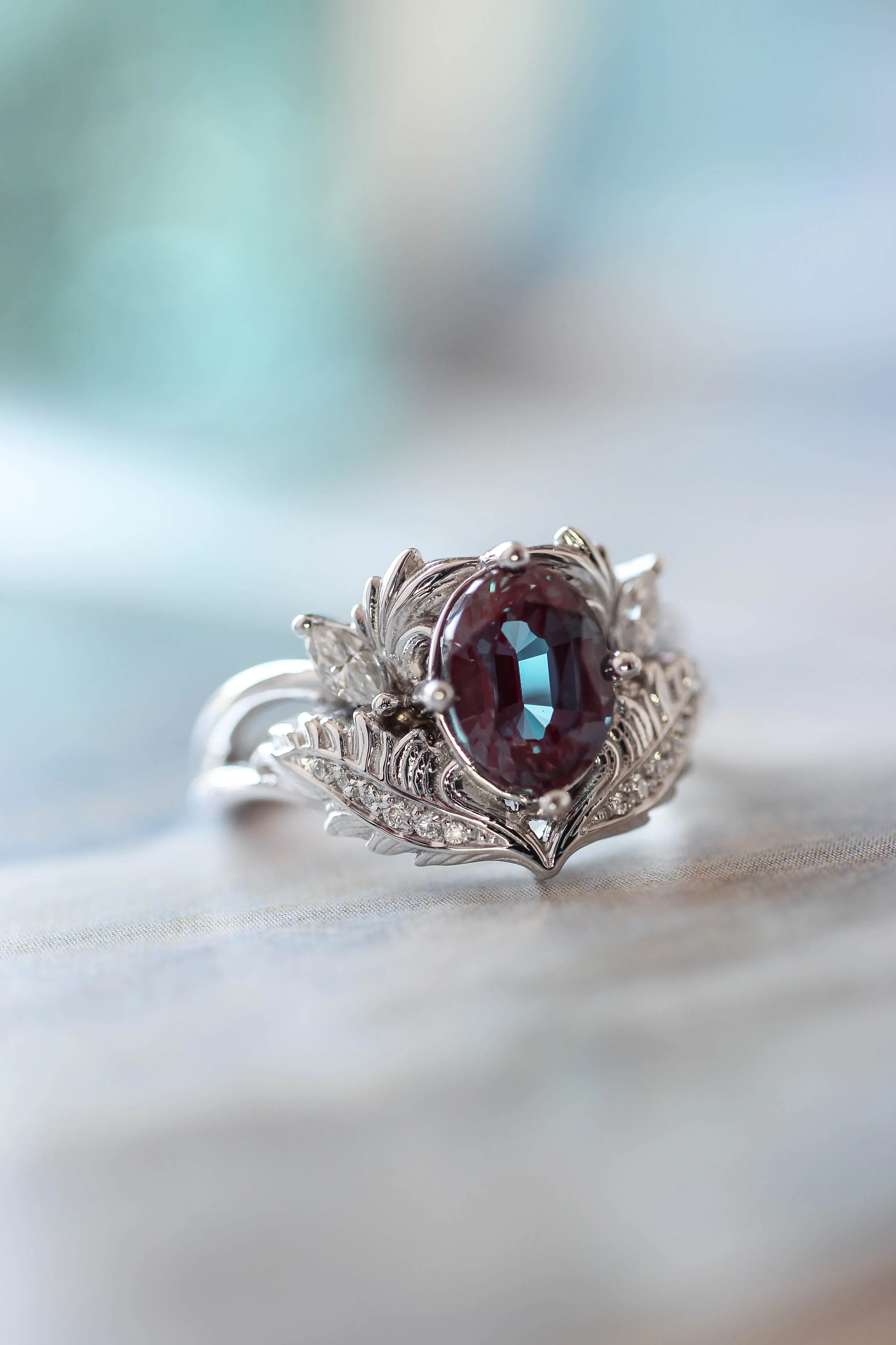 Alexandrite and diamonds engagement ring / Adonis