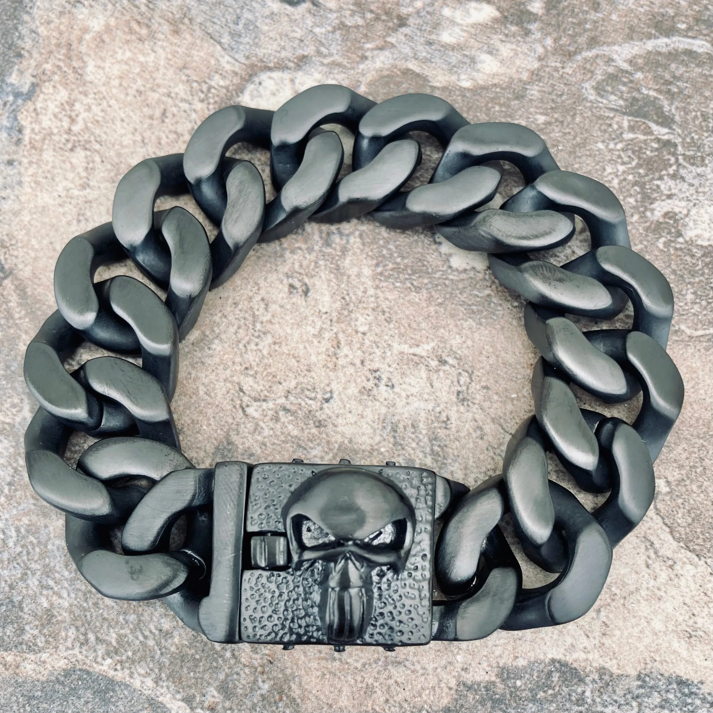 Bagger Bracelet - EASY BIKER - Skull Black - 3/4 wide - B131