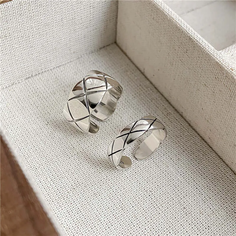 Checkered Vintage Silver Lattice Plain Ring