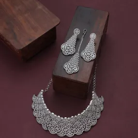 Chic Choker Necklace