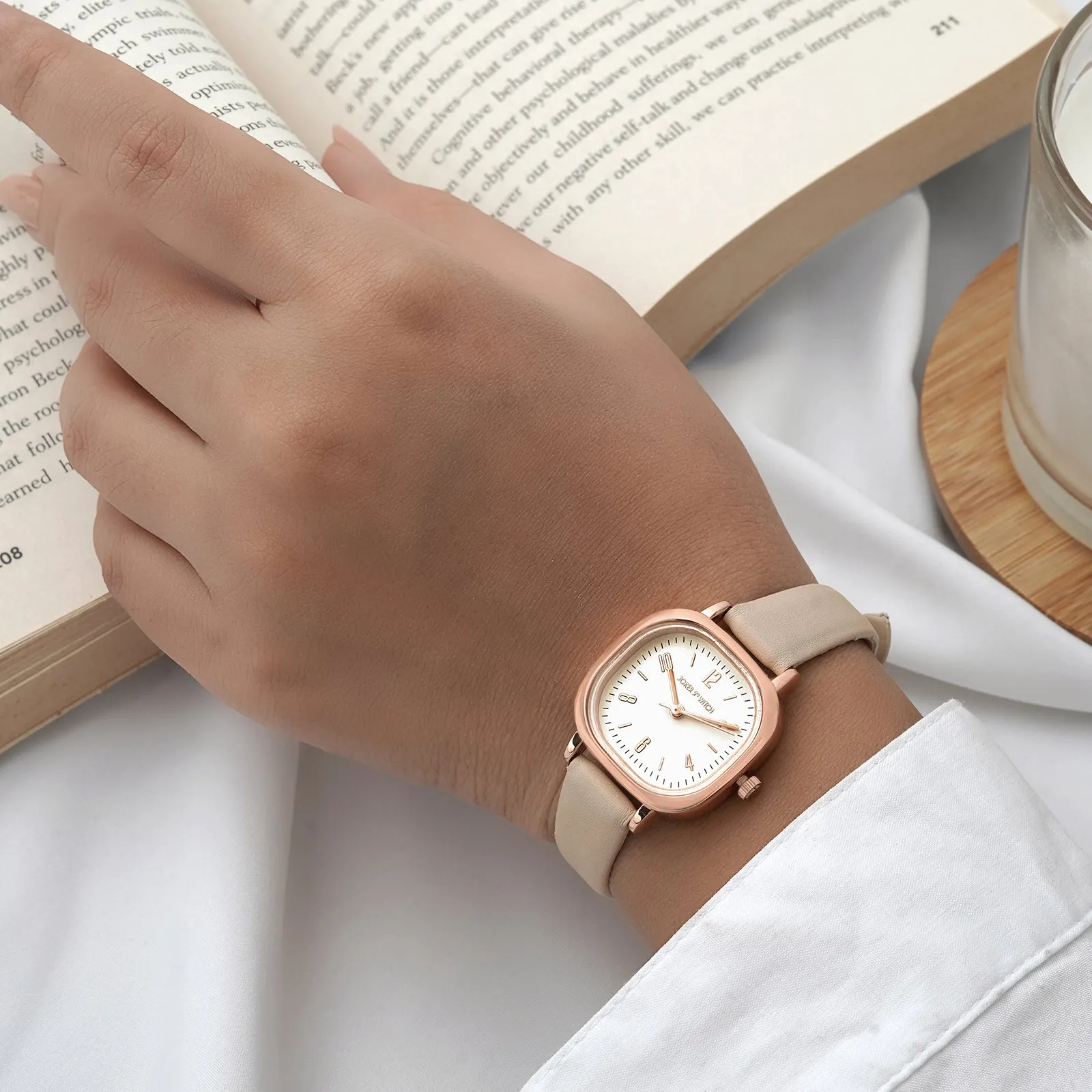 Cinque Rosegold Beige PU Strap Watch