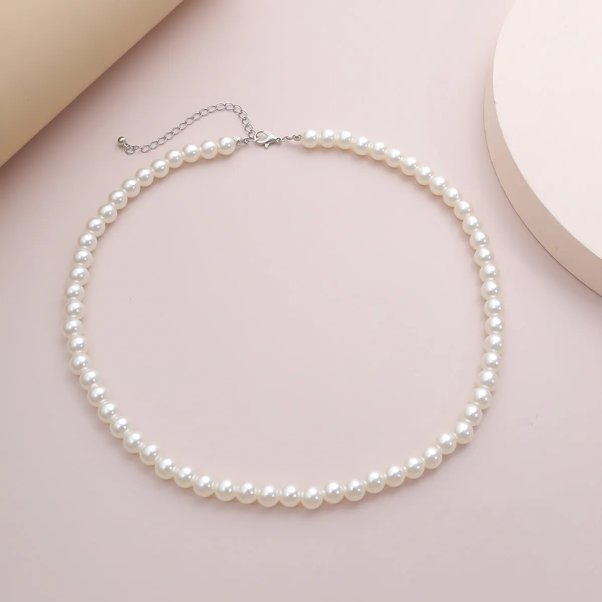 Elegant & Stylish Pearl Necklace - Perfect for Women's Fashion Accessories!