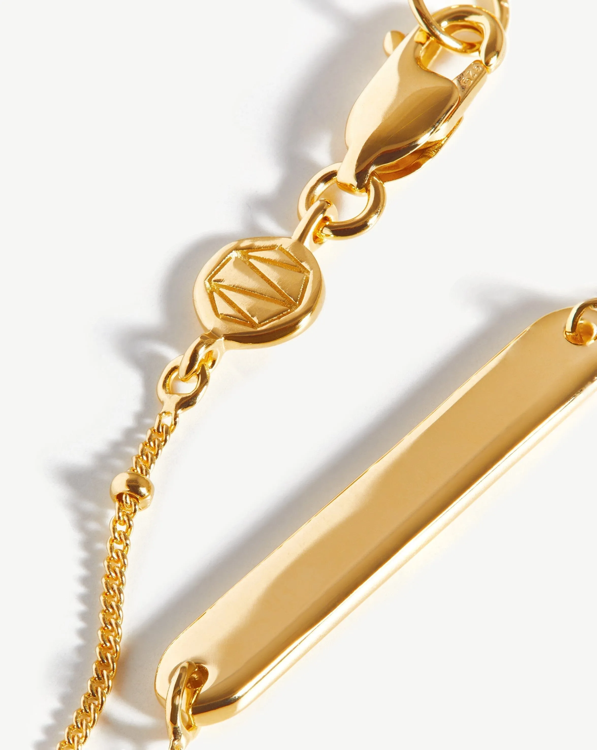 Engravable Bar Bracelet | 18ct Gold Plated Vermeil