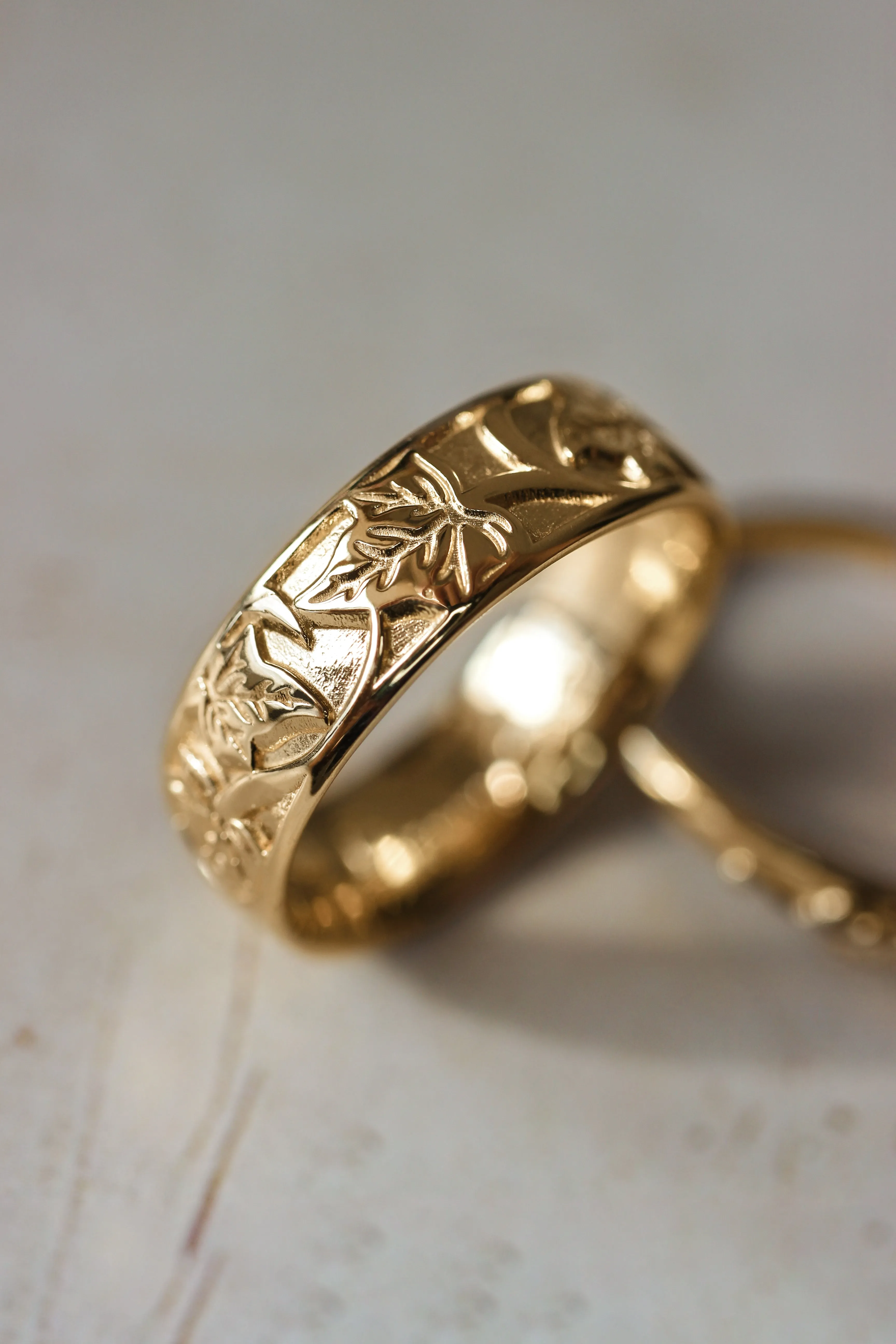 Gold leaf wedding band for man, ivy leaves ring