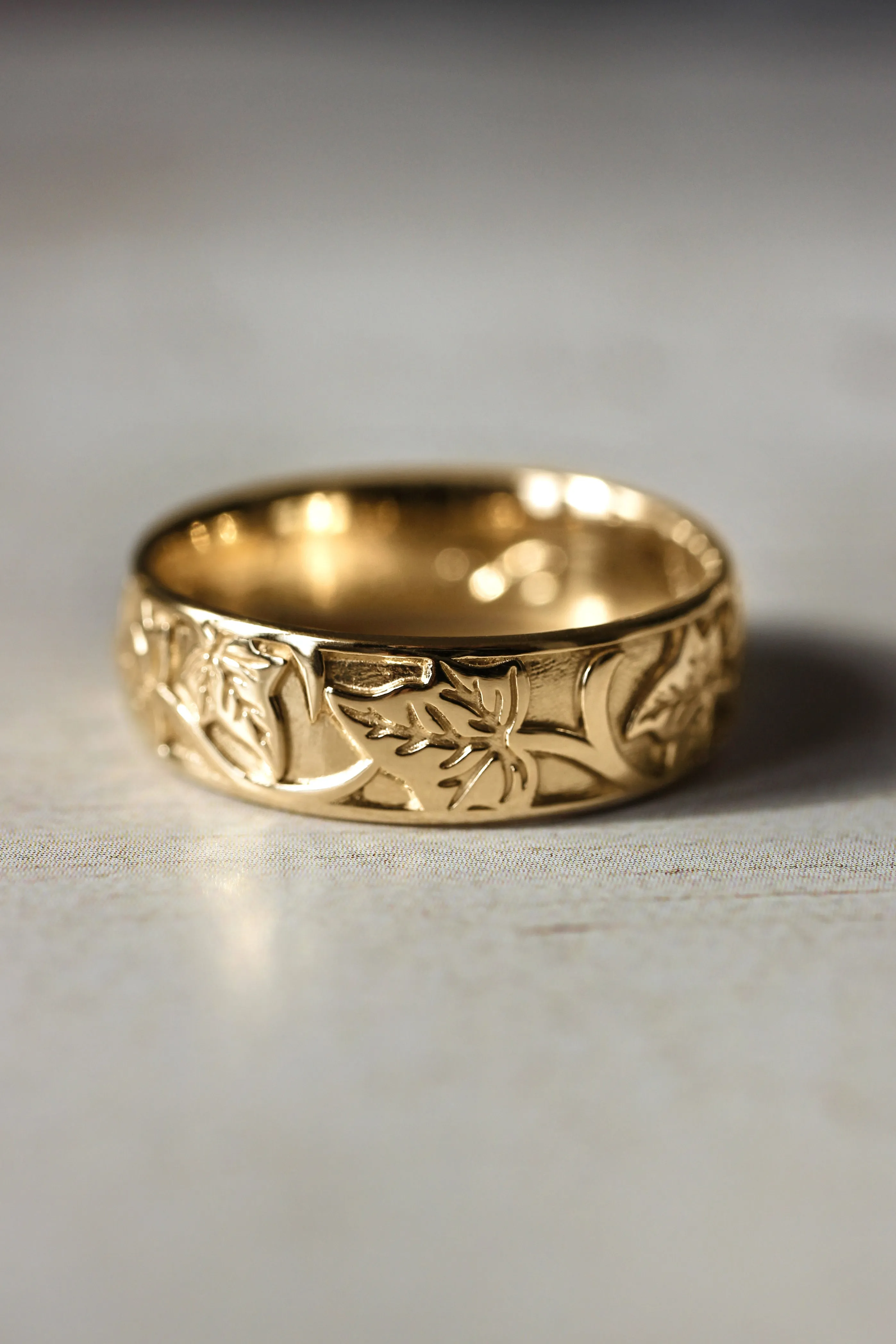 Gold leaf wedding band for man, ivy leaves ring