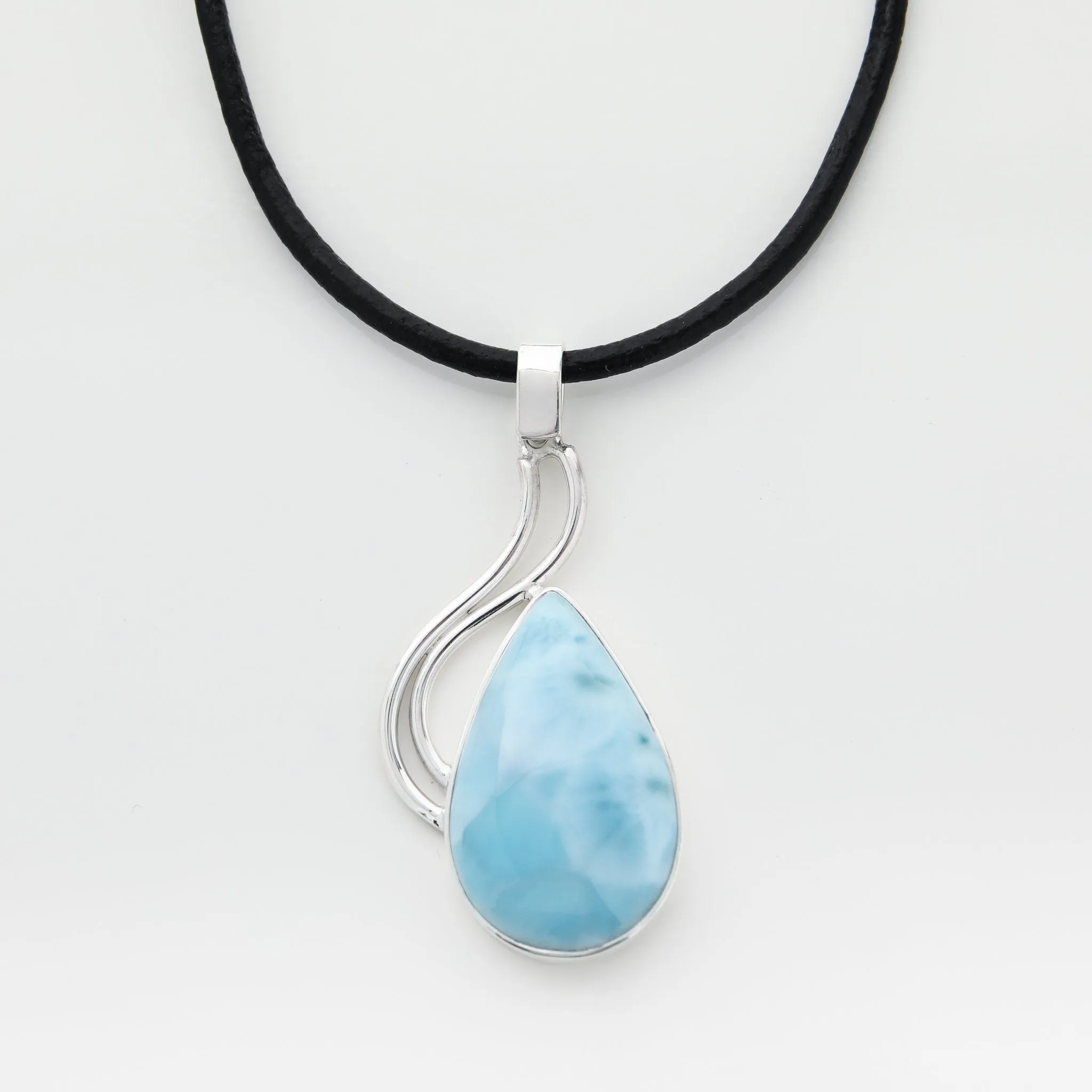 Larimar Pendant Laudine