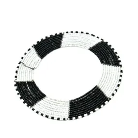 Maasai Disc Beaded Bangle 04 - Black & White