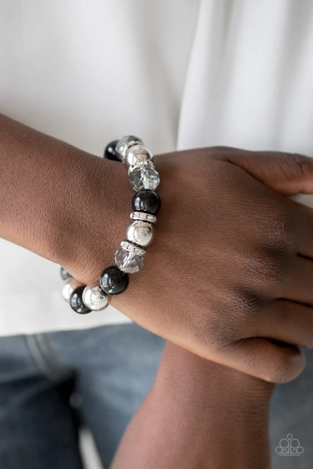 Paparazzi Camera Chic - Black Beads Bracelet