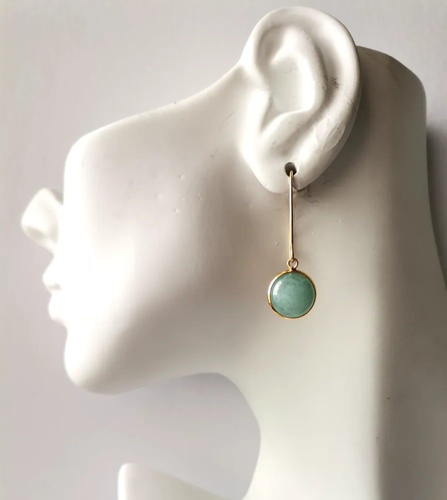 Round Aventurine Single Gem Drop V-hook Earrings