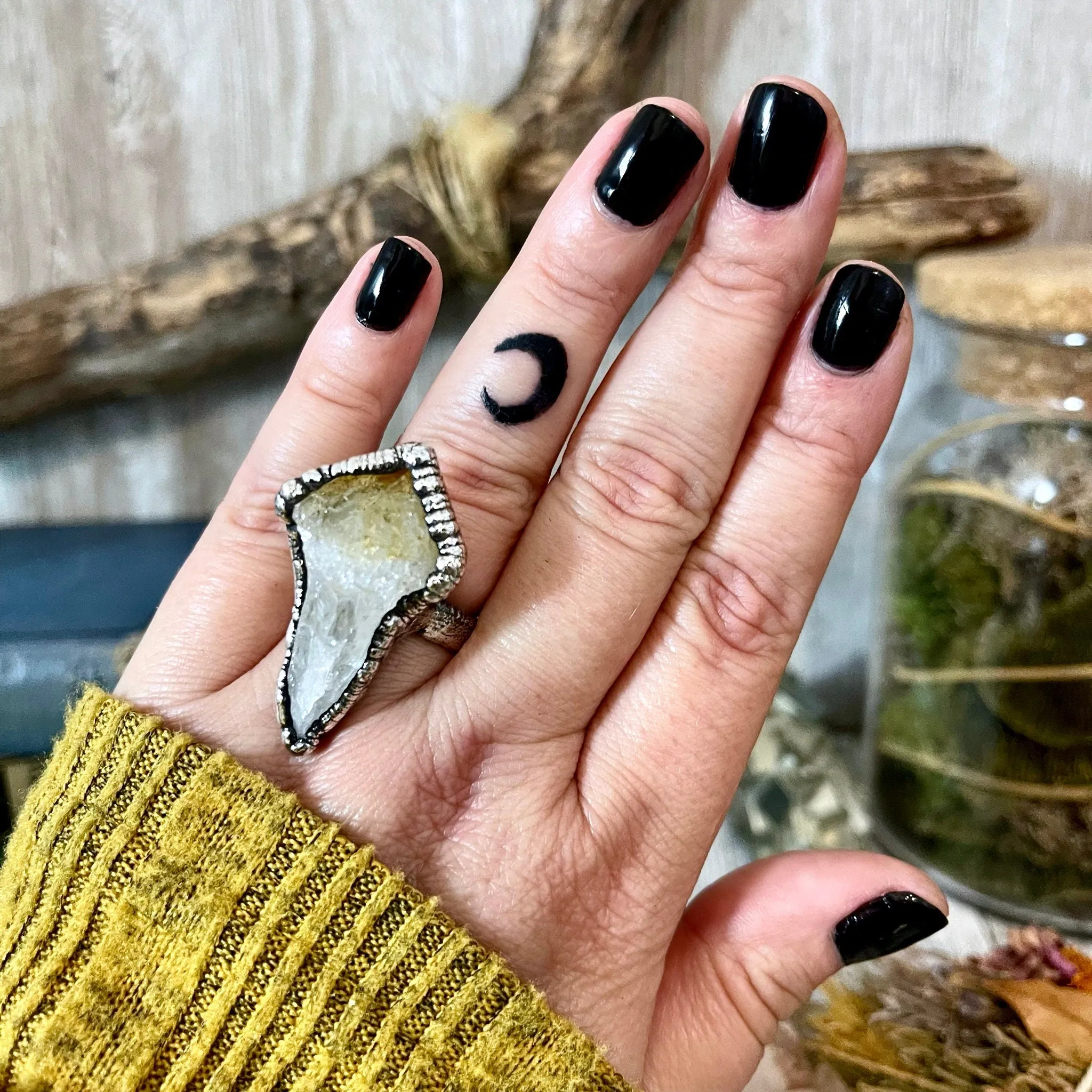 Size 8 Raw Citrine Point Ring Set in Fine Silver  /  Yellow Crystal  Jewelry