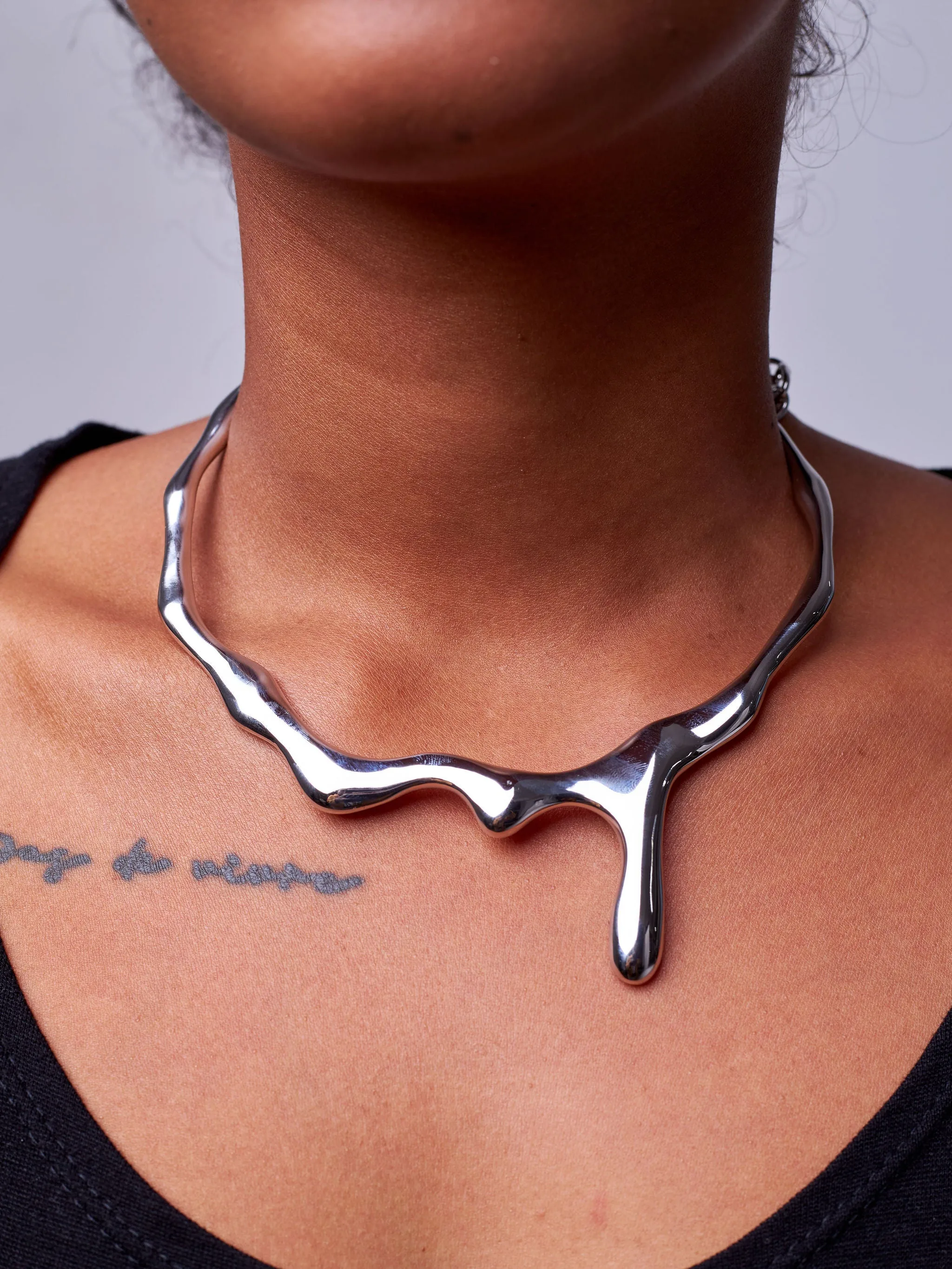 Tiriko Drip Choker