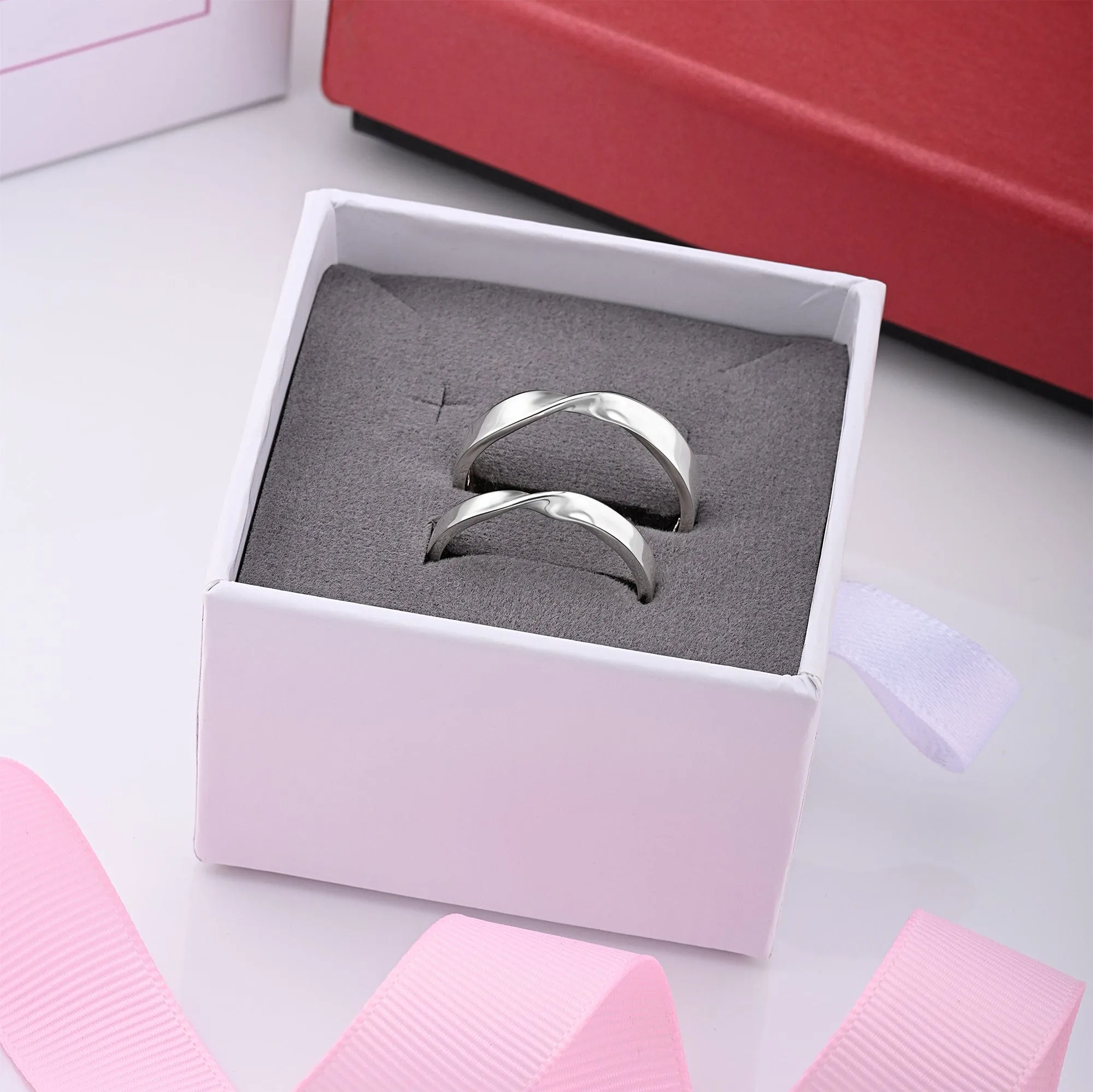 Twisted Romance Matching Couple Rings Set