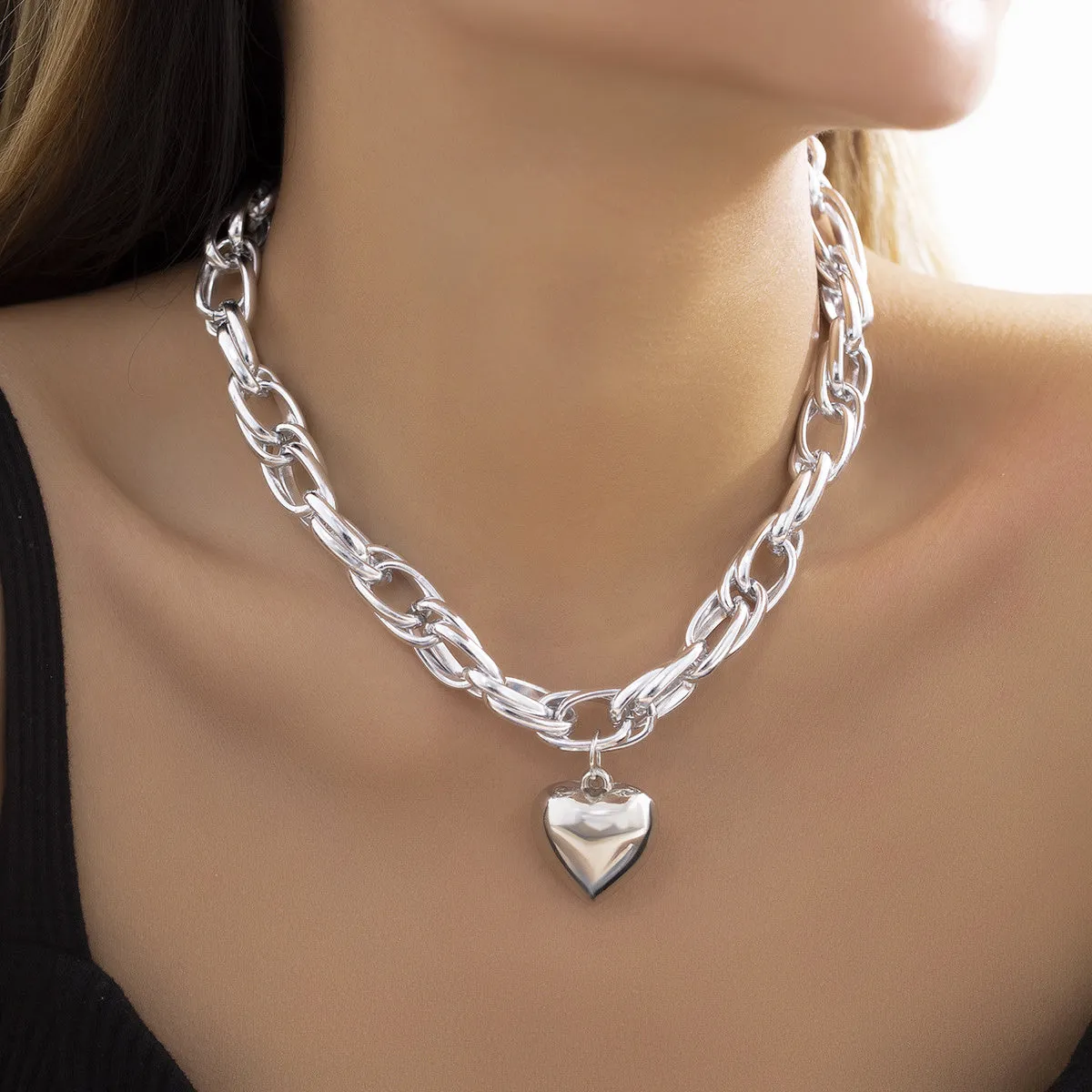 Upgrade Your Style with Our Simple Hip Hop Heart Chain Necklace for Women