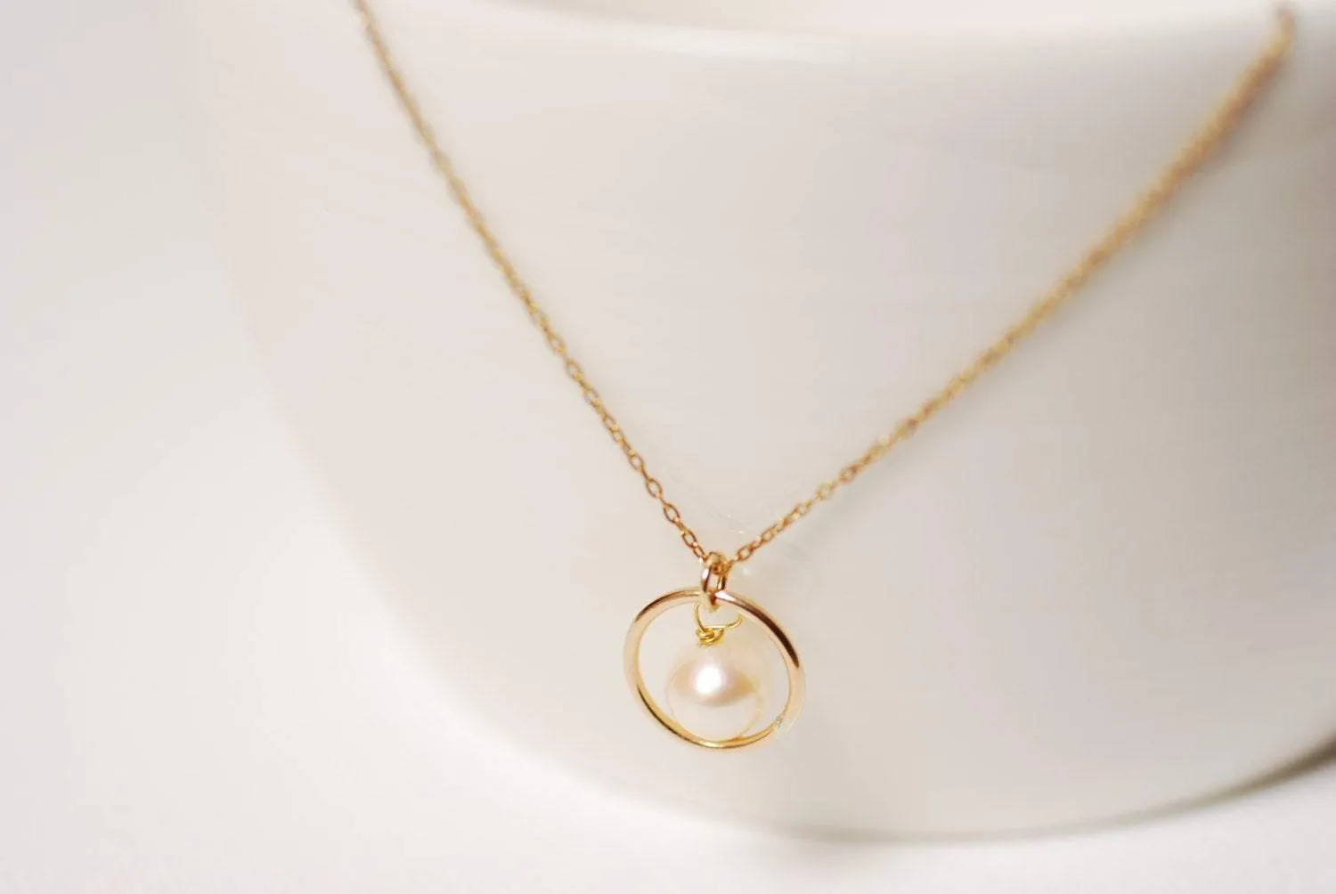 Wholesale Gold Eternity Pearl Necklace,Karma Pearl Necklace,Ring around Pearl Necklace,Handmade Pearl Necklace,Dainty Pearl Necklace,Circle Pearl