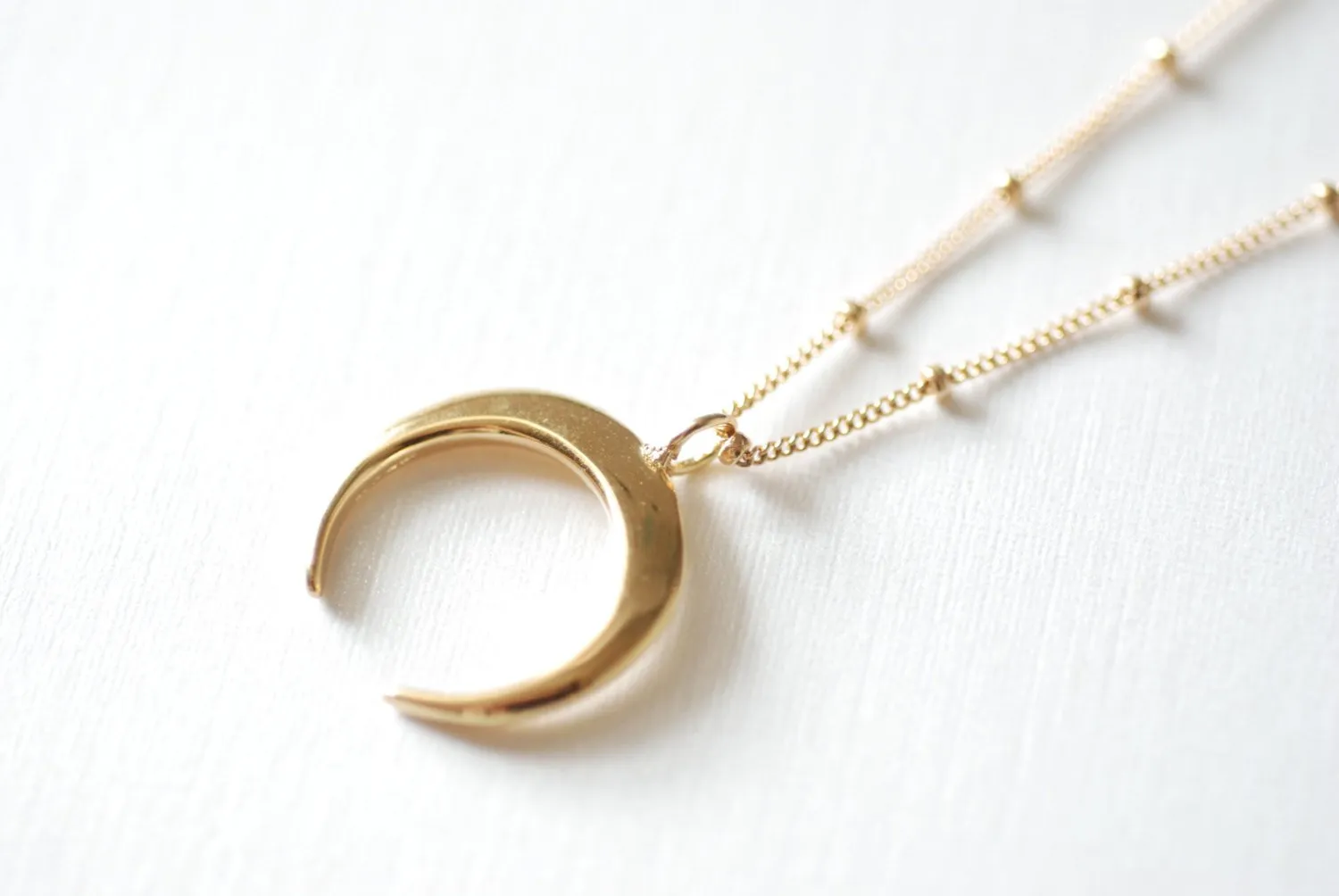 Wholesale Tusk Necklace, Double Horn Necklace, Gold Horn Necklace, Moon Necklace, Crescent Necklace, Gold moon Necklace